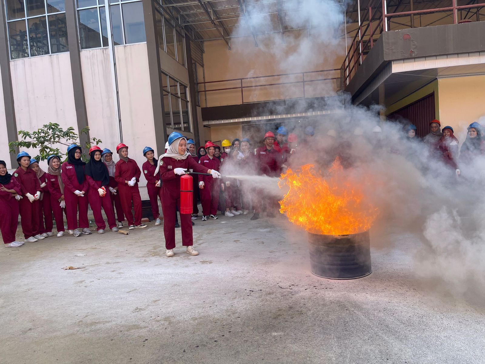 Skema Sertifikasi K3 Proses di Pabrik Kimia - DIII Teknik Kimia