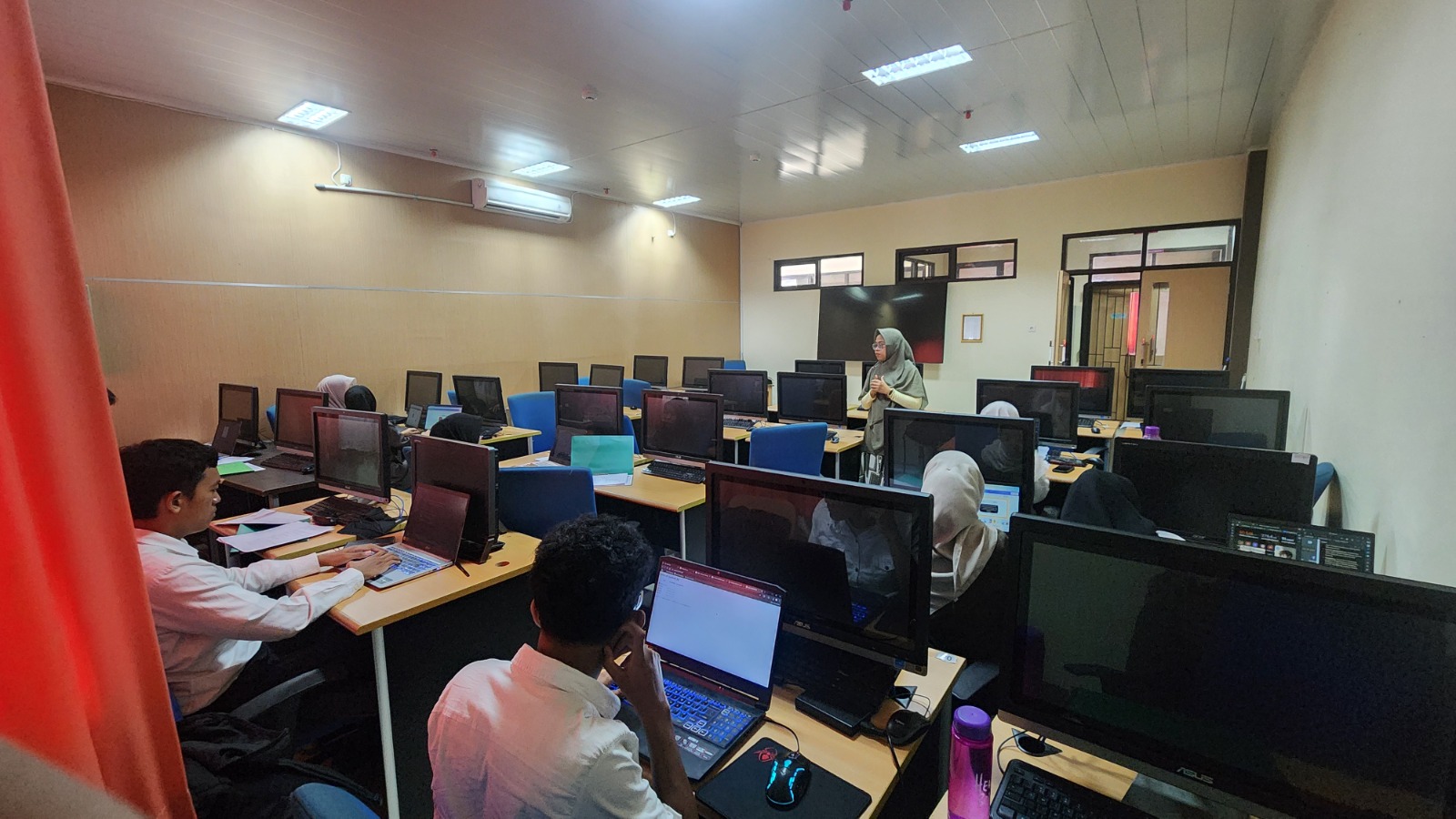 Skema Junior Web Programmer - DIII Manajemen Informatika